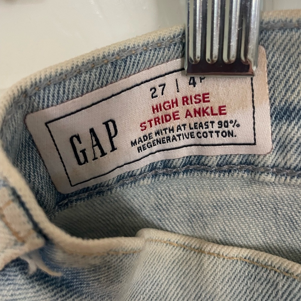 GAP Light Blue High Rise Stride Ankle Jeans